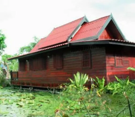Khum Bang Kaew Resort